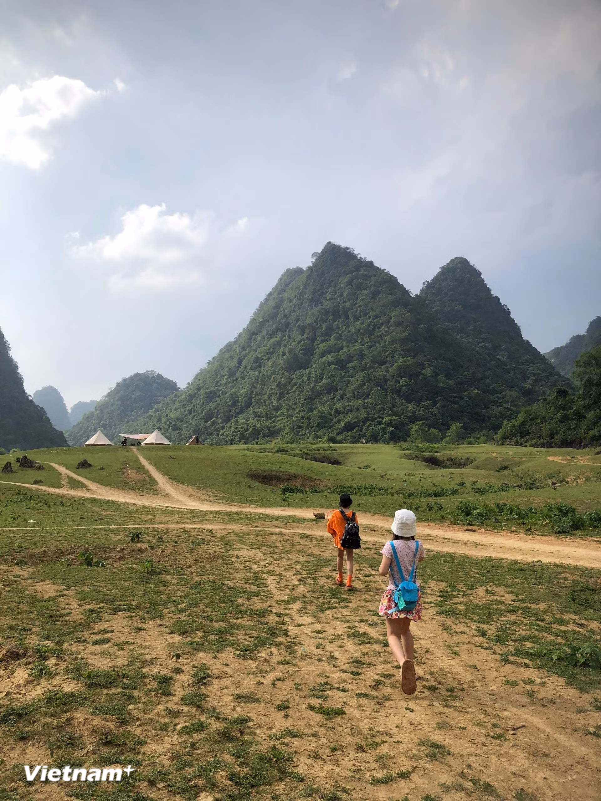 vnp-nui-thung-2.jpg