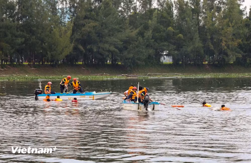 vnp-20260911-taphuan-cuunancuuho-quansu-danang-20.jpg