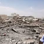 Cảnh đổ nát tại Yemen. (Ảnh: THX/TTXVN)