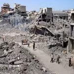 Cảnh đổ nát do xung đột tại Dải Gaza. (Ảnh: IRNA/TTXVN phát)