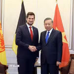 Tổng Bí thư, Chủ tịch nước Tô Lâm tiếp Bộ trưởng, Thủ hiến vùng Wallonie, ông Adrien Dolimont. (Ảnh: Thống Nhất/TTXVN)