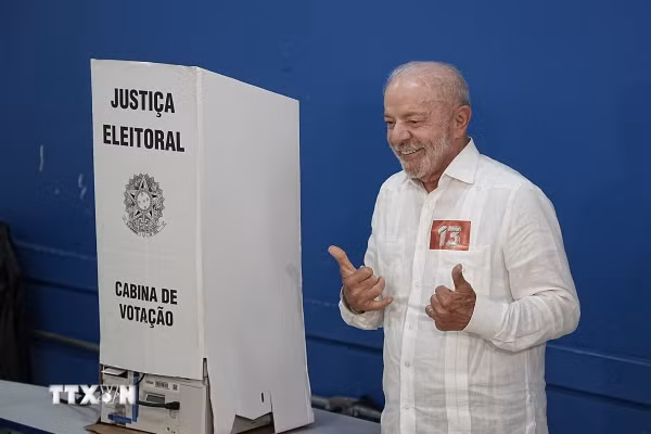 Tổng thống Brazil Lula da Silva tái đắc cử: Sức bền và thử thách mới