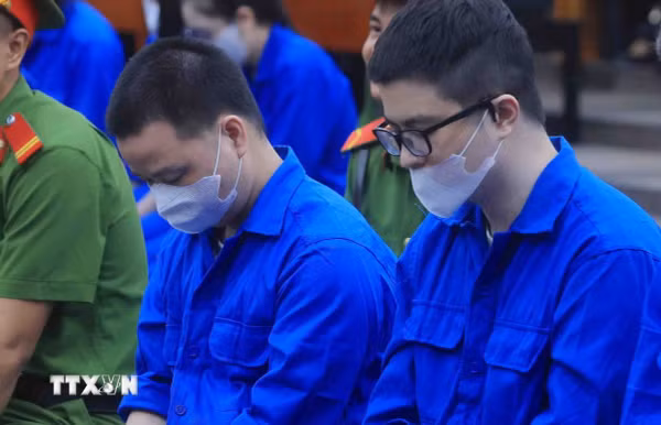 Vụ án Mr Pips: Dùng tiền lừa đảo để chi tiêu vô độ, mua hàng xa xỉ