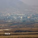 Quang cảnh khu công nghiệp chung liên Triều Kaesong tại thị trấn Kaesong, Triều Tiên. (Ảnh: AFP/TTXVN)
