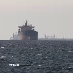 Quang cảnh eo biển Hormuz ngày 20/6/2026. (Ảnh: THX/TTXVN phát)