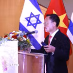 Đại sứ Việt Nam tại Israel Nguyễn Kỳ Sơn phát biểu tại lễ kỷ niệm Quốc khánh 2/9. (Ảnh: Thanh Bình/TTXVN)