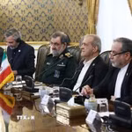Cuộc gặp cấp cao giữa Iran, Saudi Arabia, Thổ Nhĩ Kỳ và Pakistan tại Tehran, ngày 26/10/2026. (Ảnh: AA/TTXVN phát)