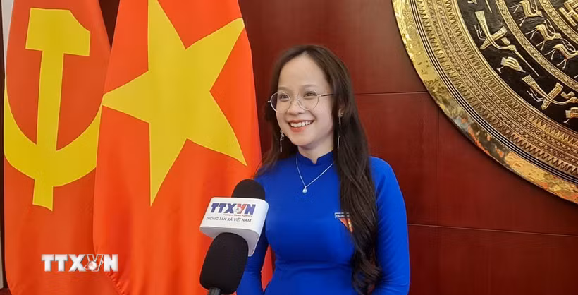 Chị Lê Nguyệt Quỳnh, sinh viên Đại học Thanh Hoa cho rằng: chuyến thăm có ý nghĩa quan trọng, tiếp thêm niềm tin cho cộng đồng lưu học sinh Việt Nam tại Trung Quốc. (Ảnh: Quang Hưng/TTXVN)