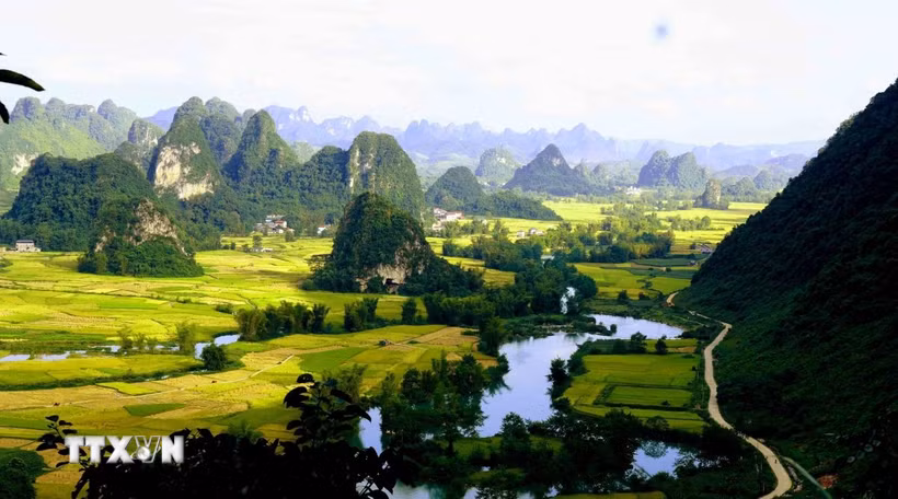 Mùa Thu Ngọc Côn đẹp như một bức tranh. (Ảnh: Quốc Đạt/TTXVN)