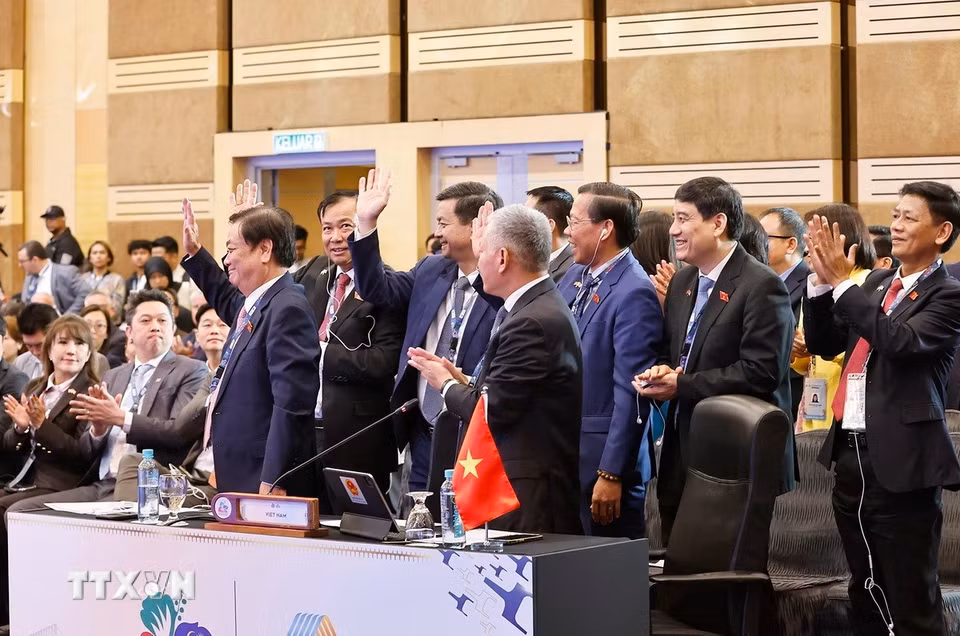 Đoàn Việt Nam dự Phiên toàn thể thứ nhất, Đại hội đồng liên Nghị viện các nước ASEAN lần thứ 46 (AIPA-46). (Ảnh: Doãn Tấn/TTXVN)