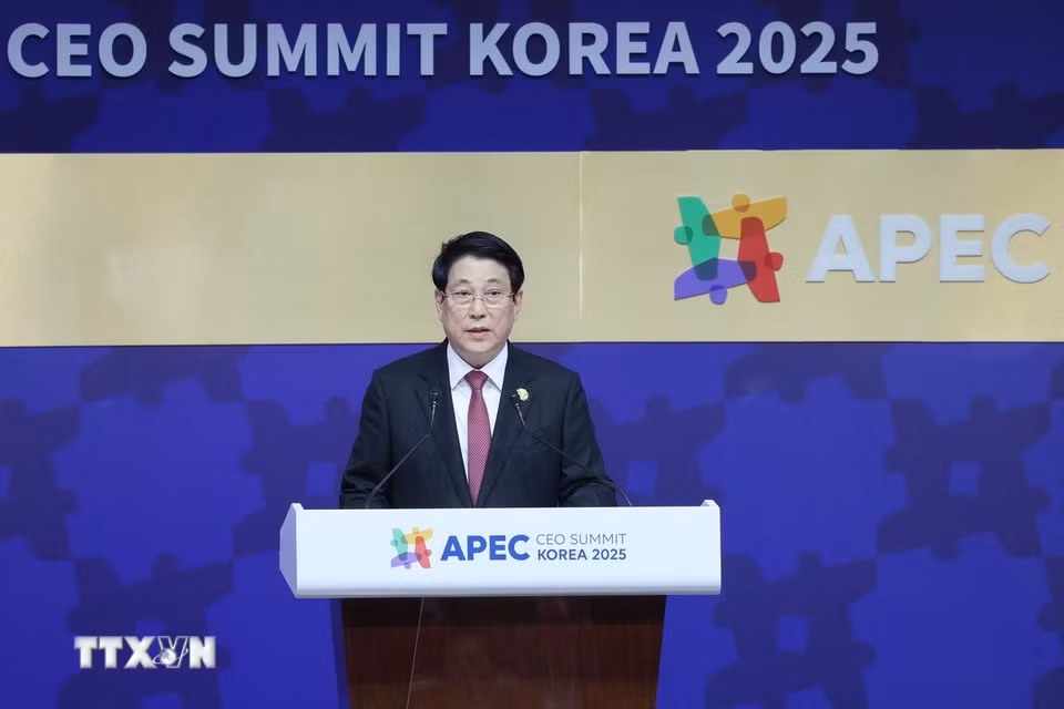 Chủ tịch nước Lương Cường phát biểu tại Hội nghị Thượng đỉnh Doanh nghiệp APEC 2025. (Ảnh: Lâm Khánh/TTXVN)