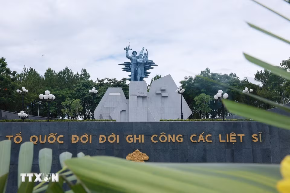 Nghĩa trang liệt sỹ Quốc gia Đường 9. (Ảnh: Dương Giang/TTXVN)