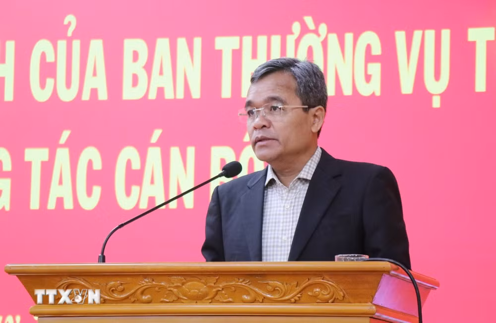 ttxvn_ong-ho-van-nien.jpg
