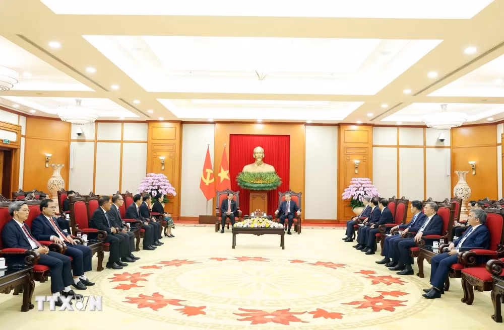 ttxvn-tong-bi-thu-chu-tich-nuoc-tiep-chu-nhiem-ban-kiem-tra-trung-uong-lao-4.jpg