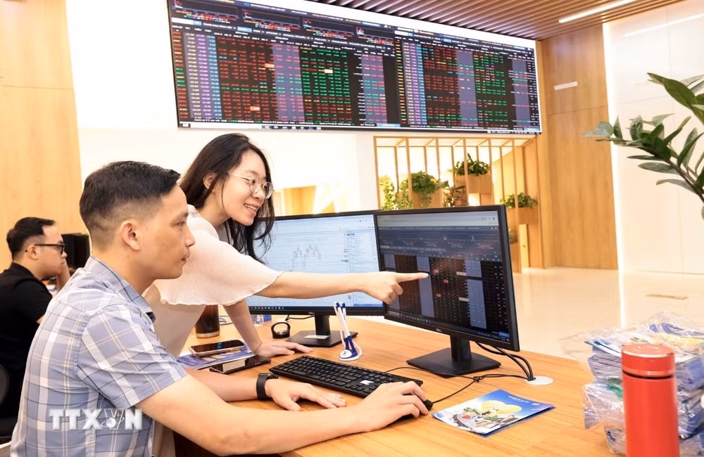 ttxvn-thi-truong-chung-khoan.jpg