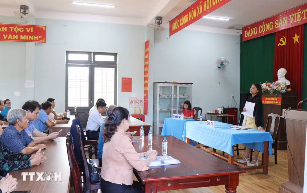 ttxvn-quang-ngai-lay-y-kien.jpg