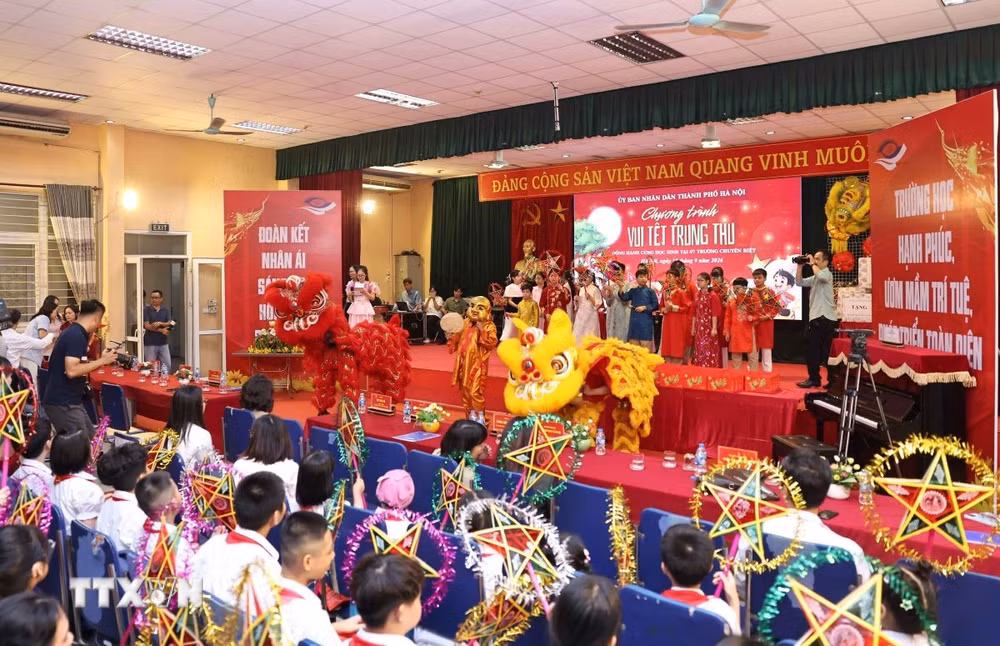 ttxvn-trung-thu-ha-noi-2.jpg
