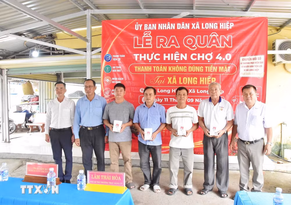 ttxvn-cho-que-vinh-long-5.jpg