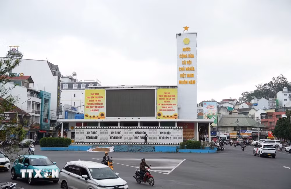 ttxvn-lam-dong-tru-so-doi-du-1.jpg